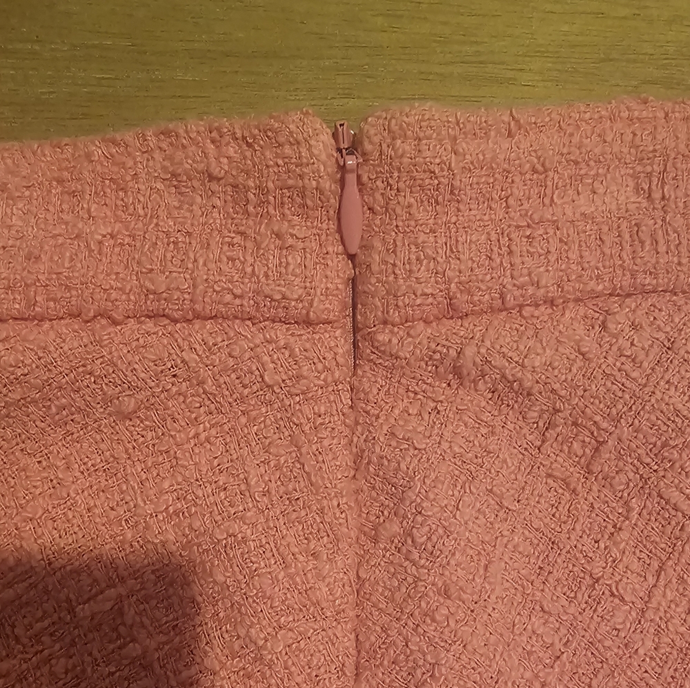 ZARA Midi Tweed High-waisted A-Line Skirt in Faded Pink Size Large - Picture 3 of 6